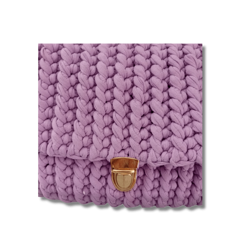 Carmel's Crochet Ali Bag in Pink clip - carmels-crochet.co.uk